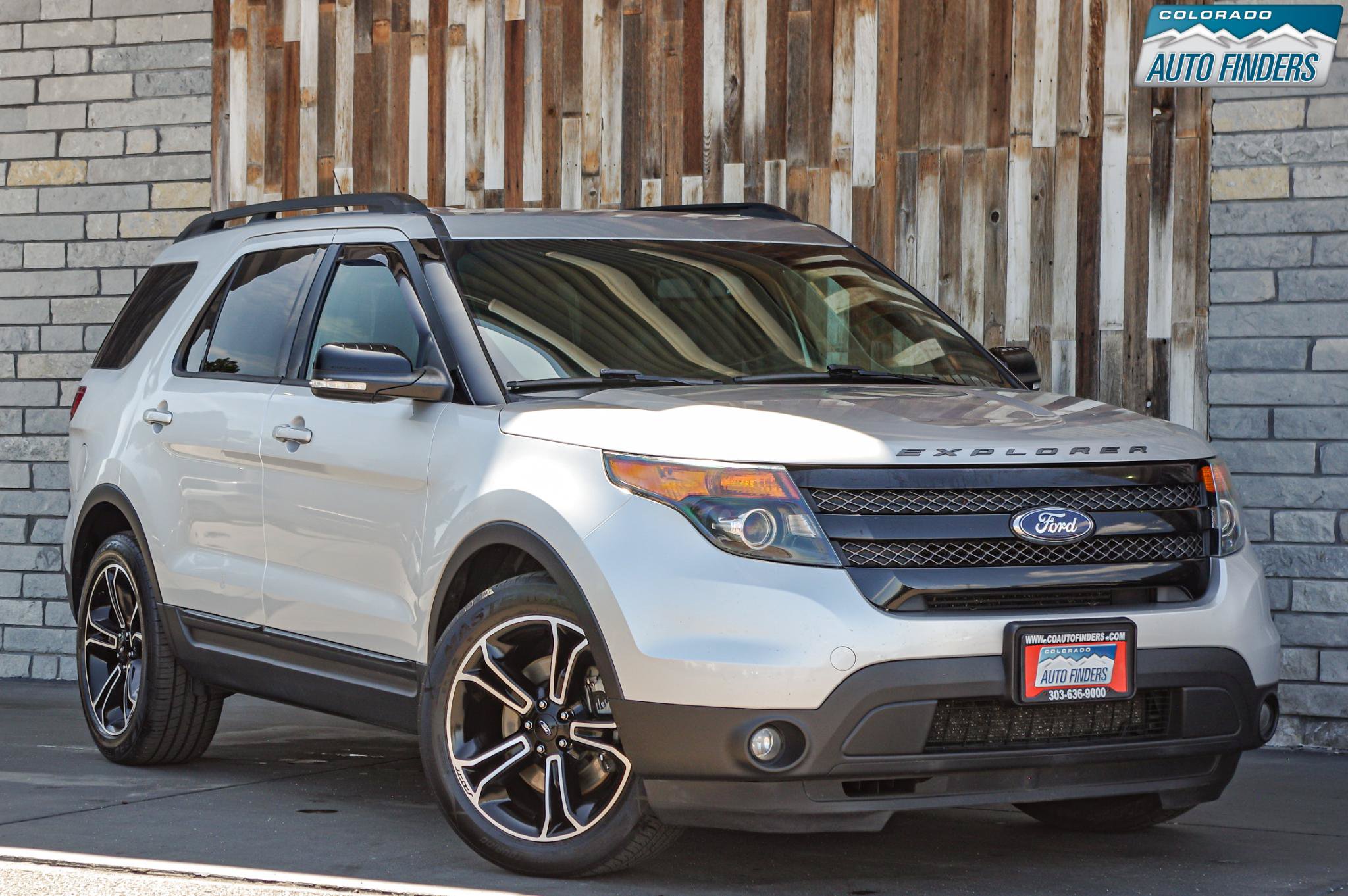 Used 2015 Ford Explorer Sport w/ Equipment Group 401A AWD/4WD image 9