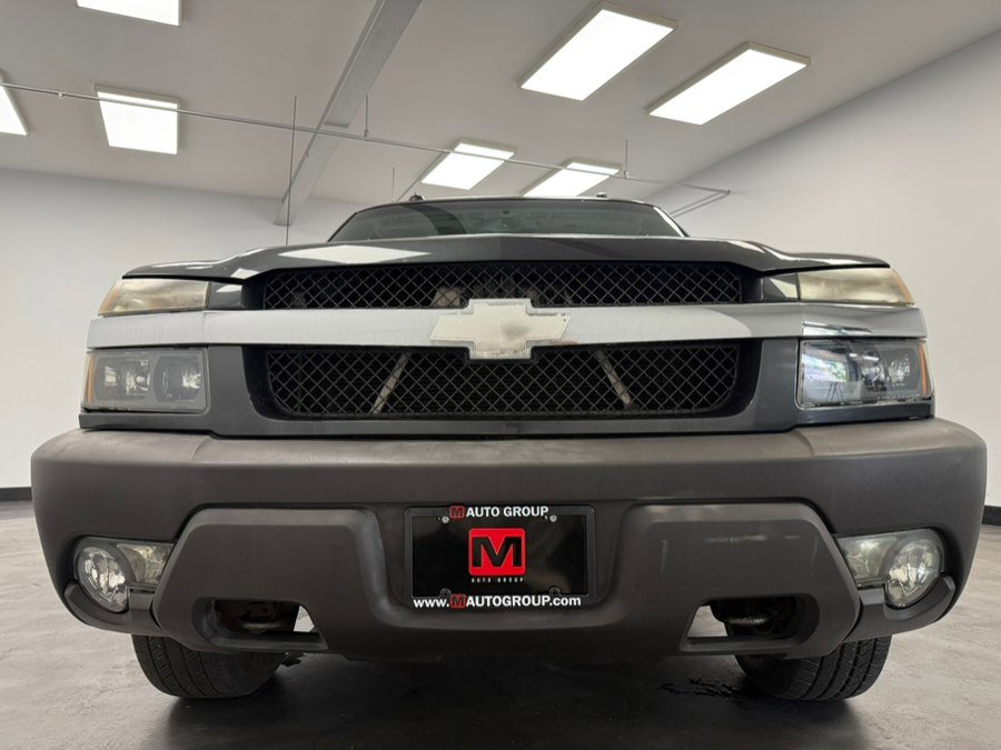 Used 2003 Chevrolet Avalanche 4x4 w/ Suspension Package, Off-Road image 15