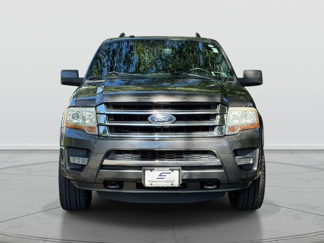 Used 2017 Ford Expedition EL Limited w/ Equipment Group 301A AWD/4WD image 2