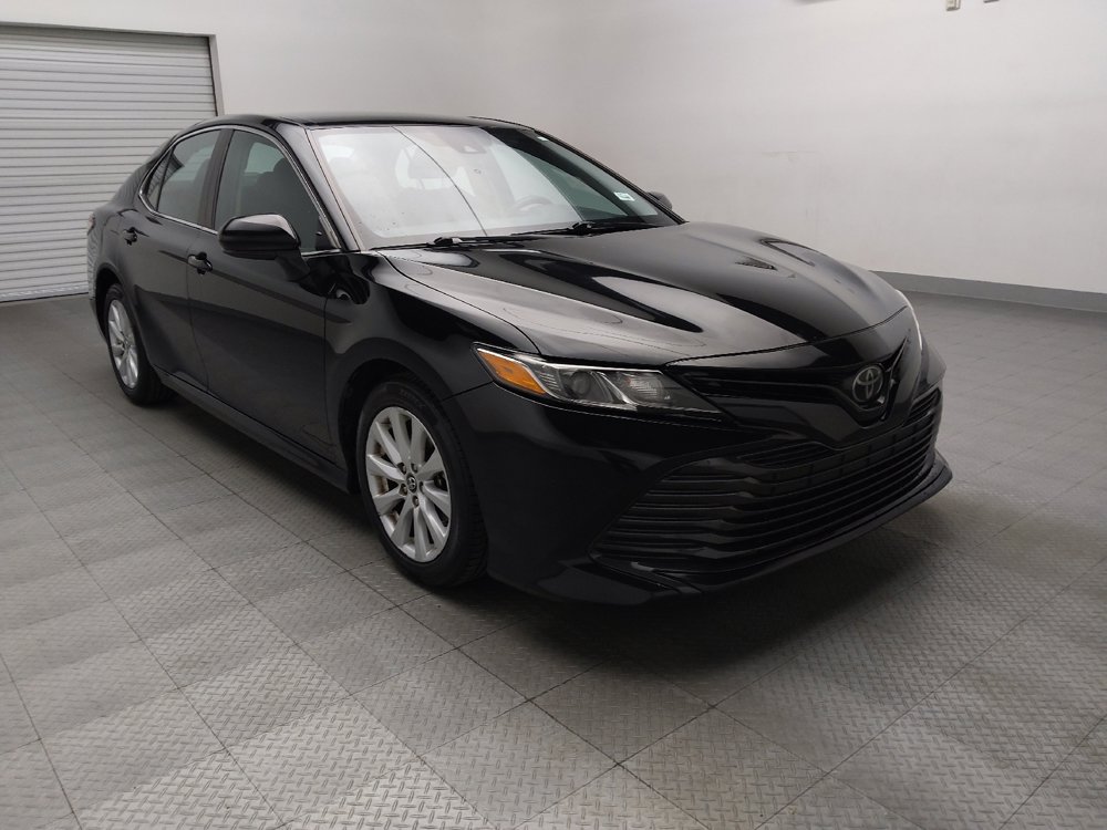 Used 2020 Toyota Camry LE image 13