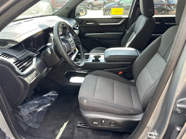 Used 2025 GMC Acadia Elevation AWD/4WD image 29
