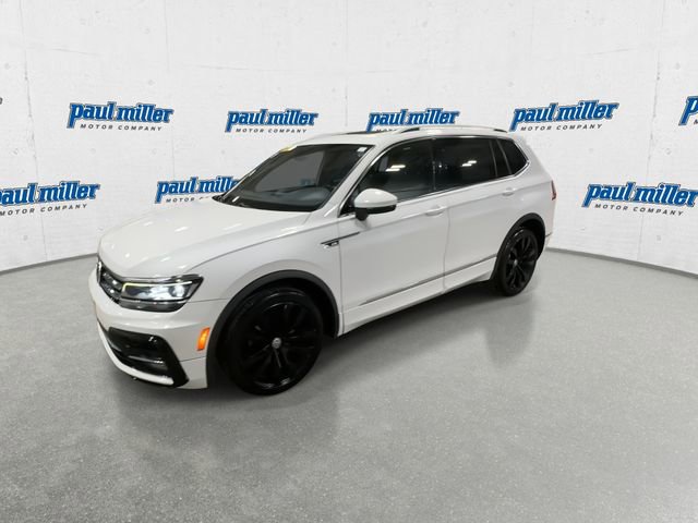 Used 2018 Volkswagen Tiguan SEL Premium w/ R-Line Package AWD/4WD image 5
