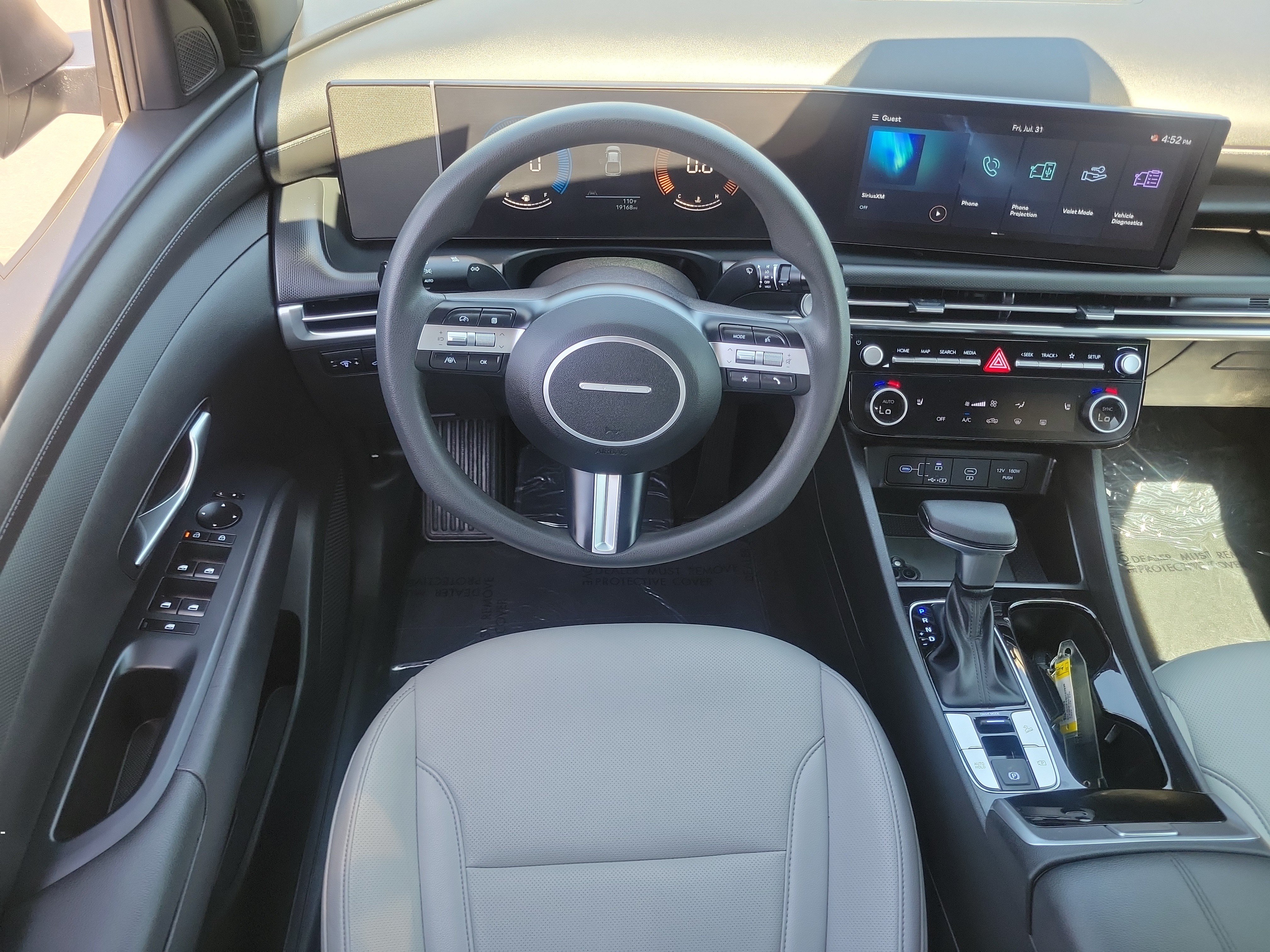 Certified 2025 Hyundai Santa Cruz SEL FWD image 7