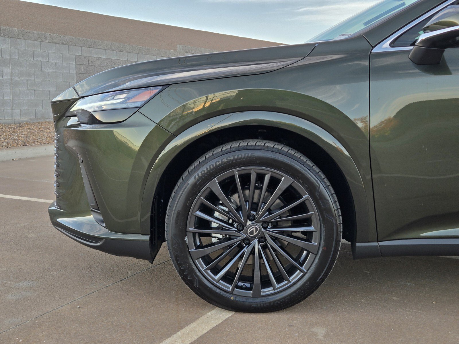 New 2026 Lexus RX 350 FWD image 5