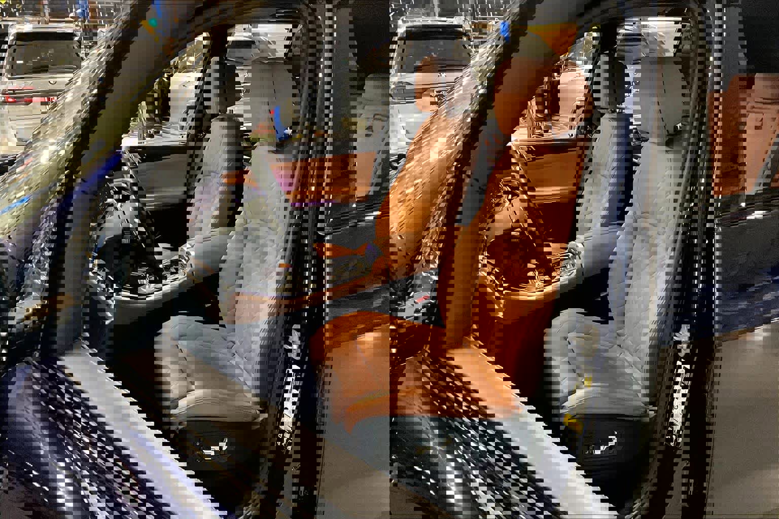 Used 2024 BMW X5 xDrive40i w/ Executive Package image 8