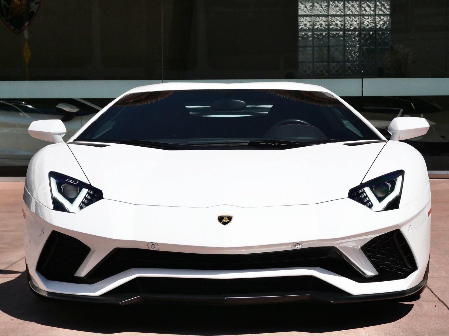 Used 2018 Lamborghini Aventador S AWD/4WD image 5