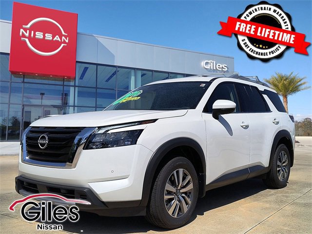 New 2025 Nissan Pathfinder SL
