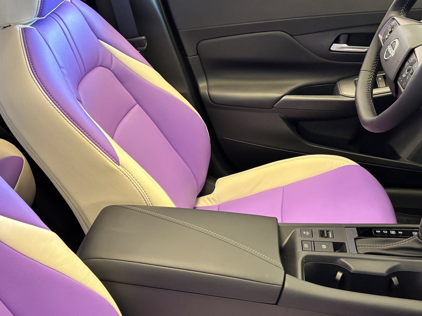 New 2026 Nissan Sentra SV w/ SV Convenience Package FWD image 8
