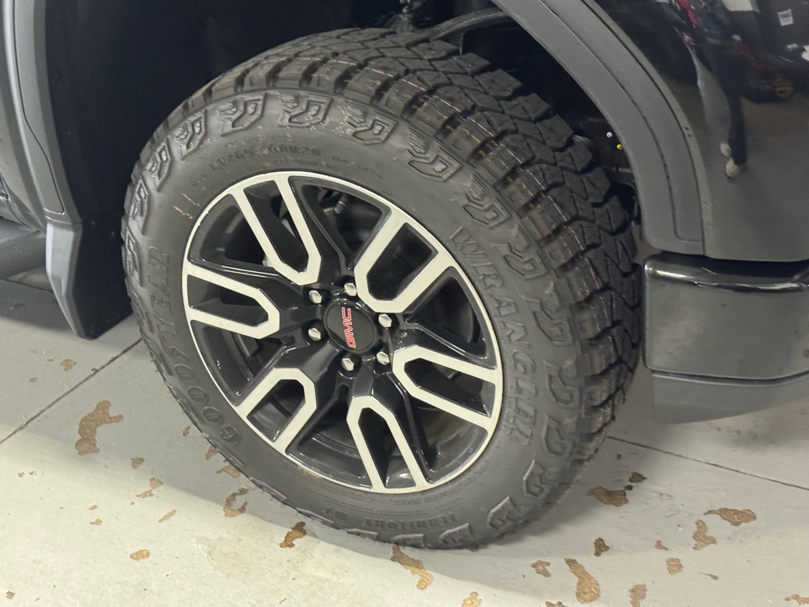 New 2026 GMC Sierra 1500 AT4 w/ AT4 Premium Package AWD/4WD image 4