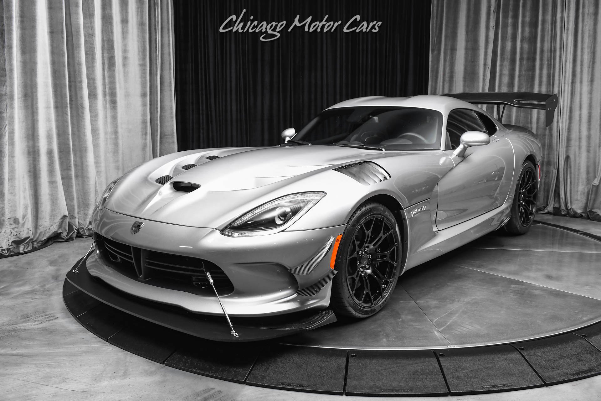 Used 2015 Dodge Viper SRT-10 RWD image 26