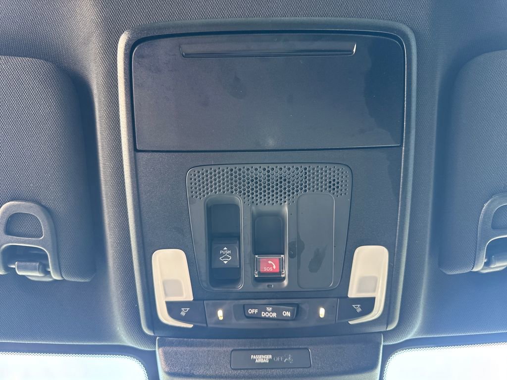 Used 2025 Honda Accord Sport image 32