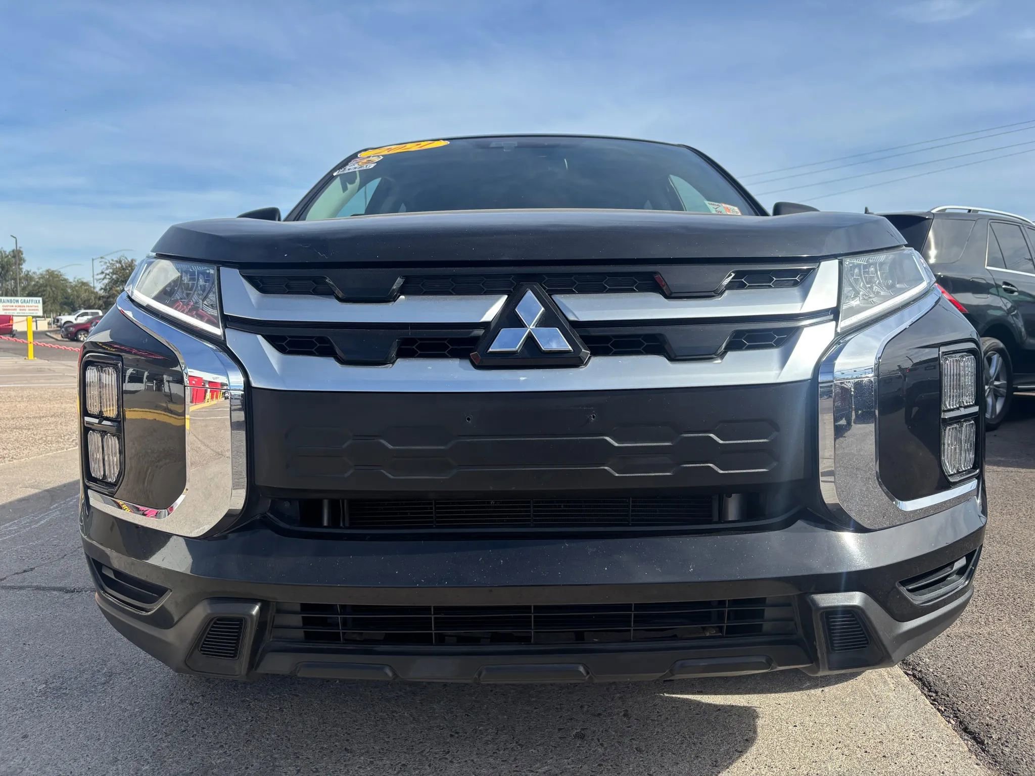 Used 2021 Mitsubishi Outlander Sport SE image 2