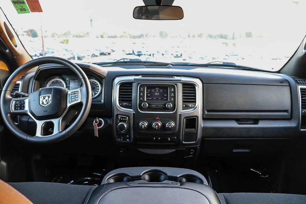 Used 2024 RAM 1500 Warlock AWD/4WD image 14