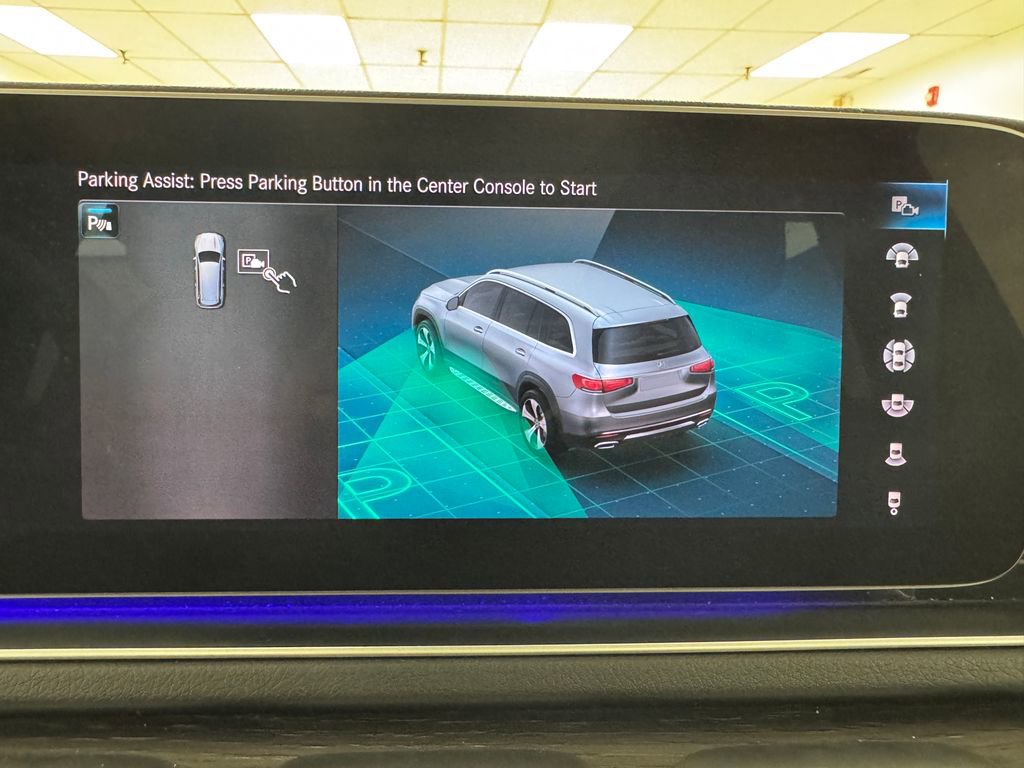 Used 2020 Mercedes-Benz GLS 450 4MATIC image 27