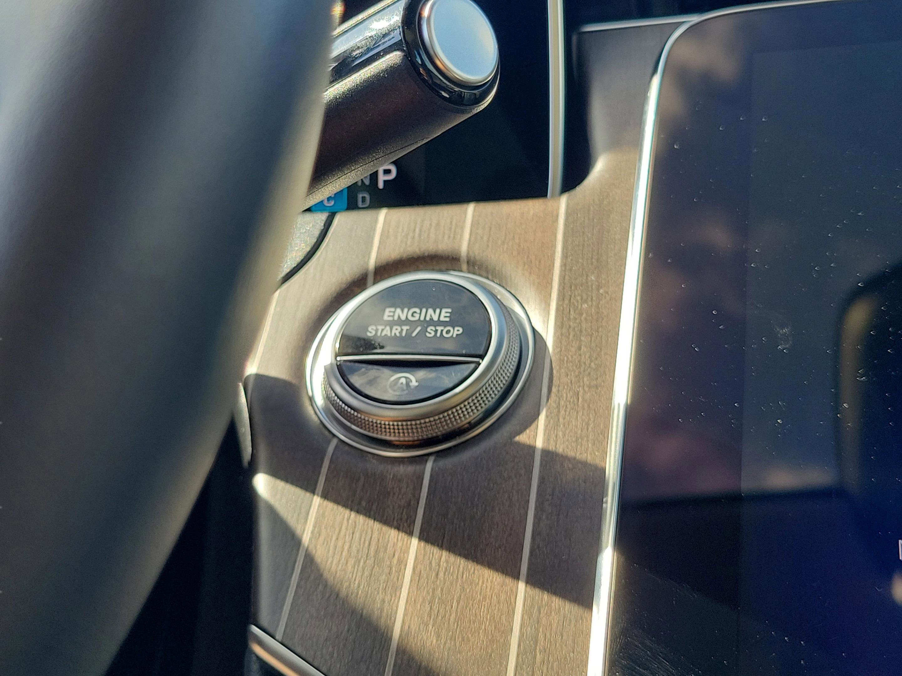 Certified 2025 Mercedes-Benz E 350 Sedan image 17