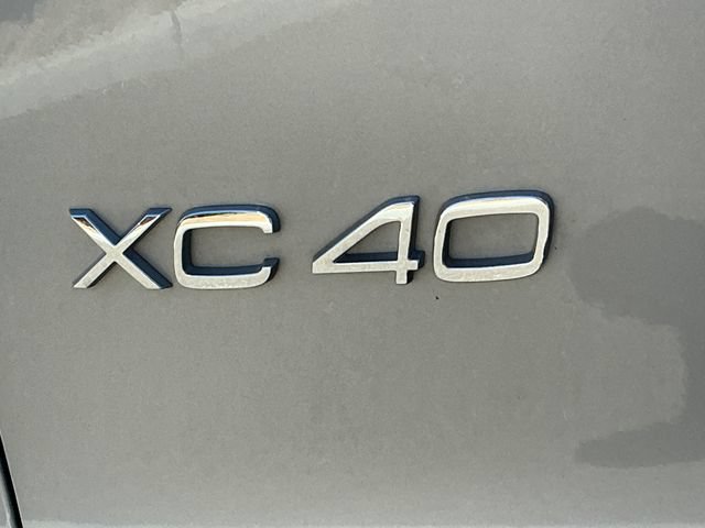 Used 2023 Volvo XC40 B5 Ultimate w/ Protection Package Premier AWD/4WD image 33