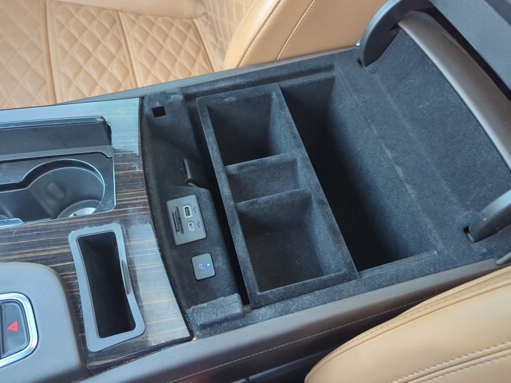 Used 2022 Cadillac Escalade Sport w/ Touring Package image 28