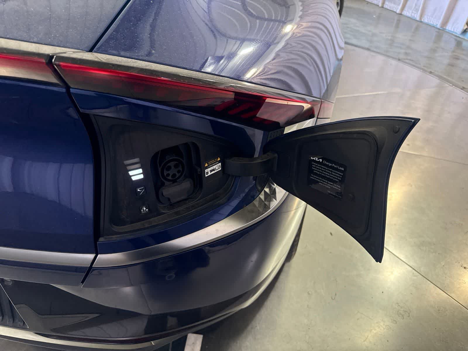 Used 2023 Kia EV6 Wind RWD image 13