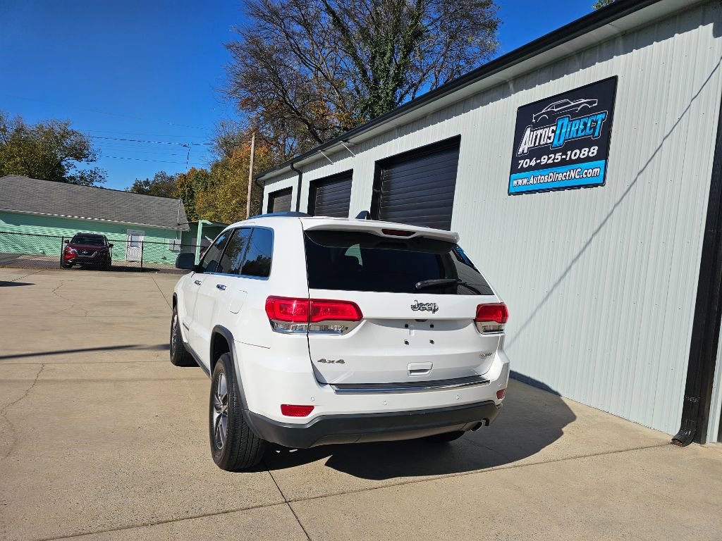 Used 2017 Jeep Grand Cherokee Limited image 18