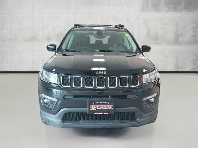 Used 2017 Jeep Compass Latitude w/ Popular Equipment Group image 2