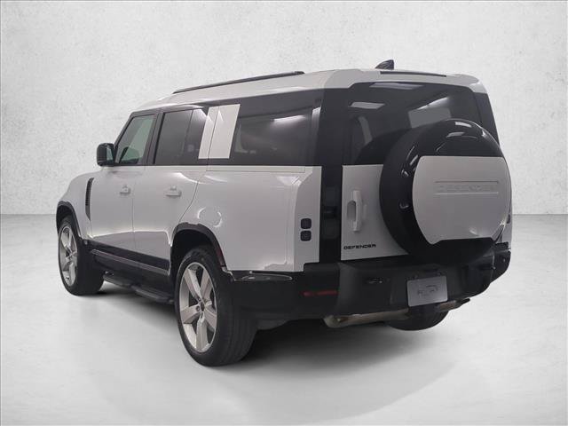 New 2026 Land Rover Defender 130 X-Dynamic SE AWD/4WD image 10