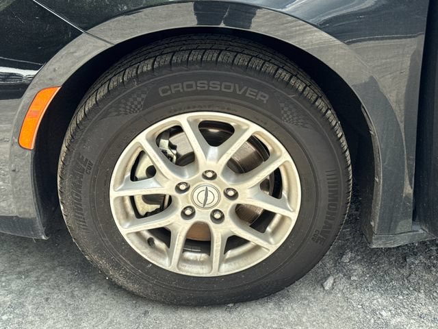 Used 2024 Chrysler Pacifica Touring-L FWD image 24