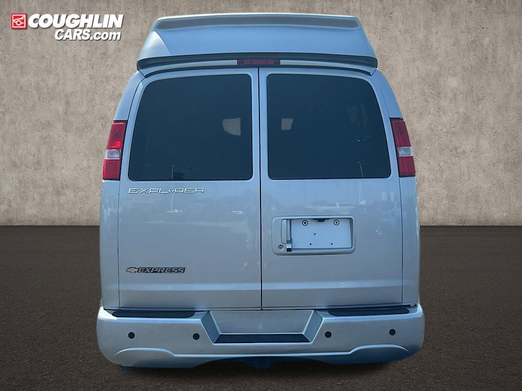 New 2025 Chevrolet Express 2500 Extended w/ Driver Convenience Package image 8