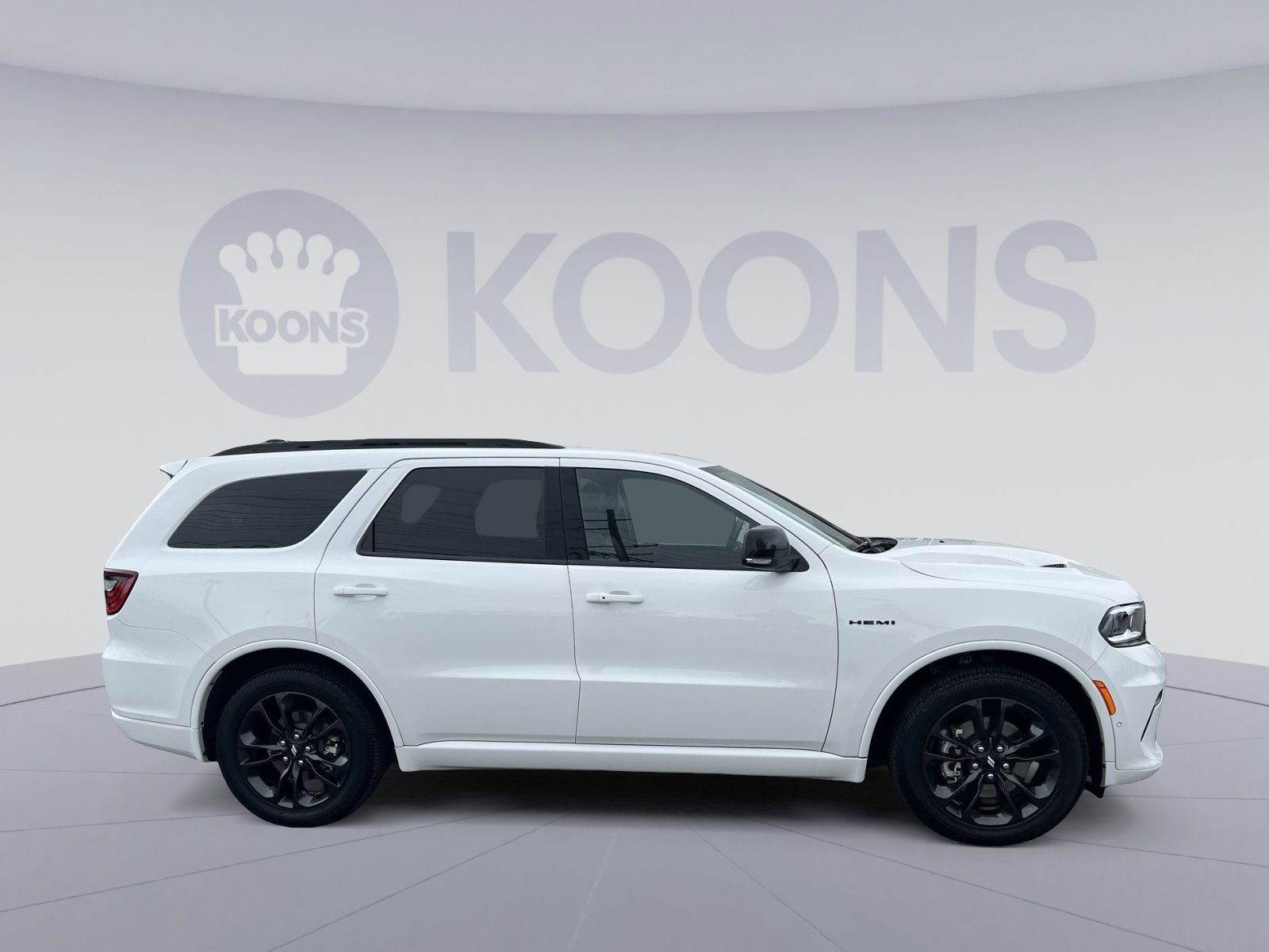 Used 2025 Dodge Durango R/T image 8