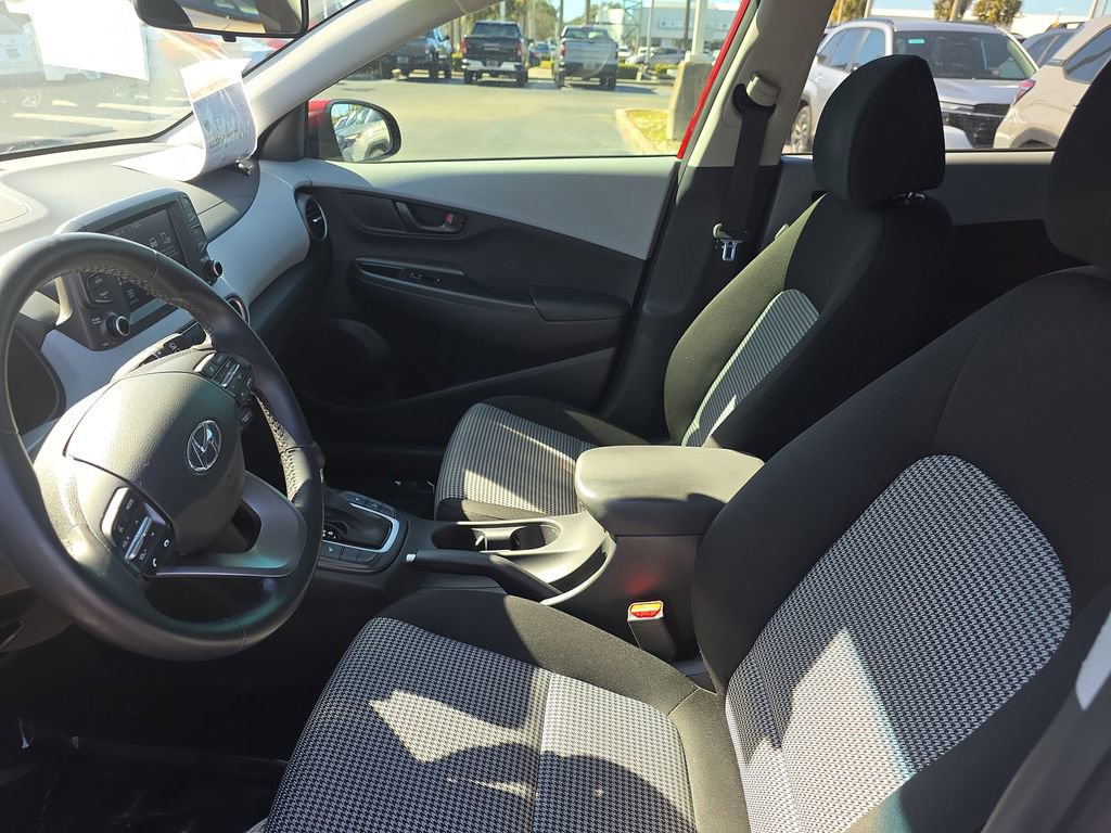 Used 2021 Hyundai Kona SEL image 17