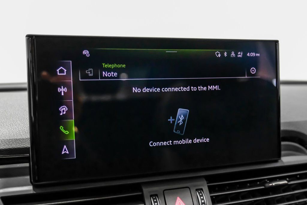 Used 2024 Audi Q5 e Prestige w/ Prestige Package image 28