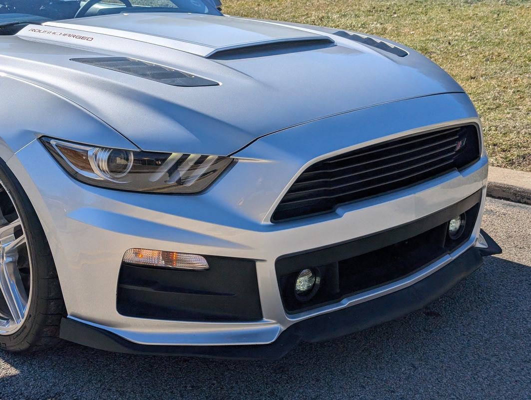 Used 2016 Ford Mustang GT Premium w/ Equipment Group 401A image 18