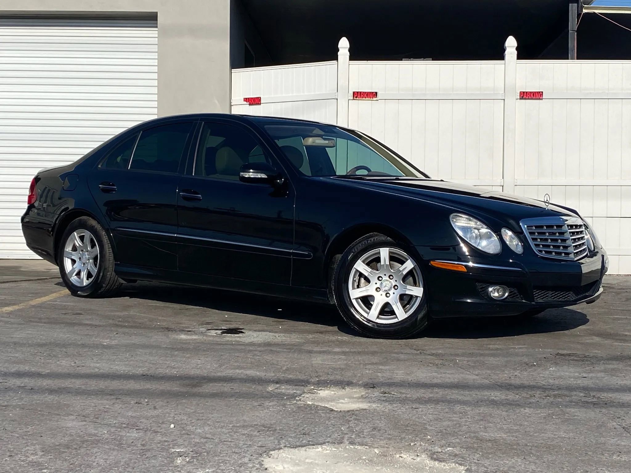 Used 2008 Mercedes-Benz E 320 BlueTEC Sedan image 6