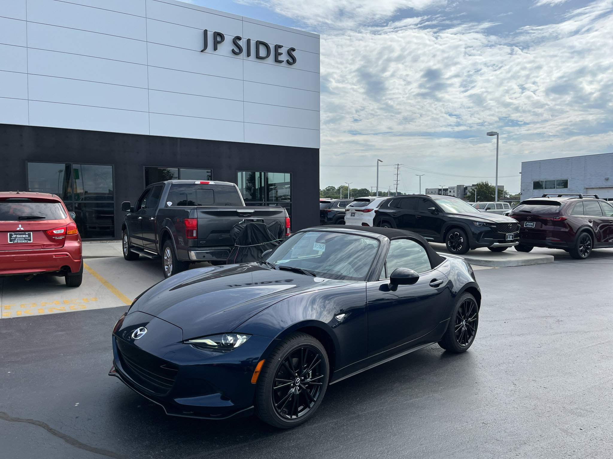 New 2026 MAZDA MX-5 Miata Club w/ Weather Package