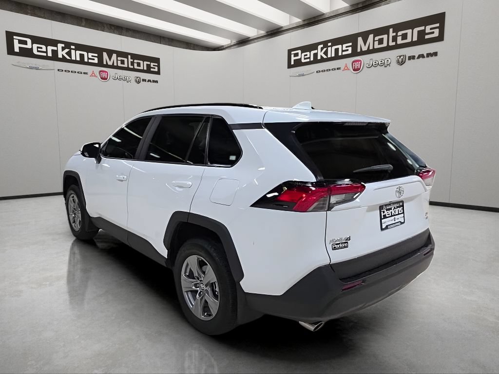 Used 2025 Toyota RAV4 XLE w/ Convenience Package AWD/4WD image 3
