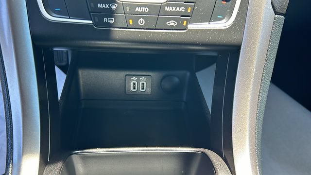 Certified 2019 Ford Fusion SE FWD image 23