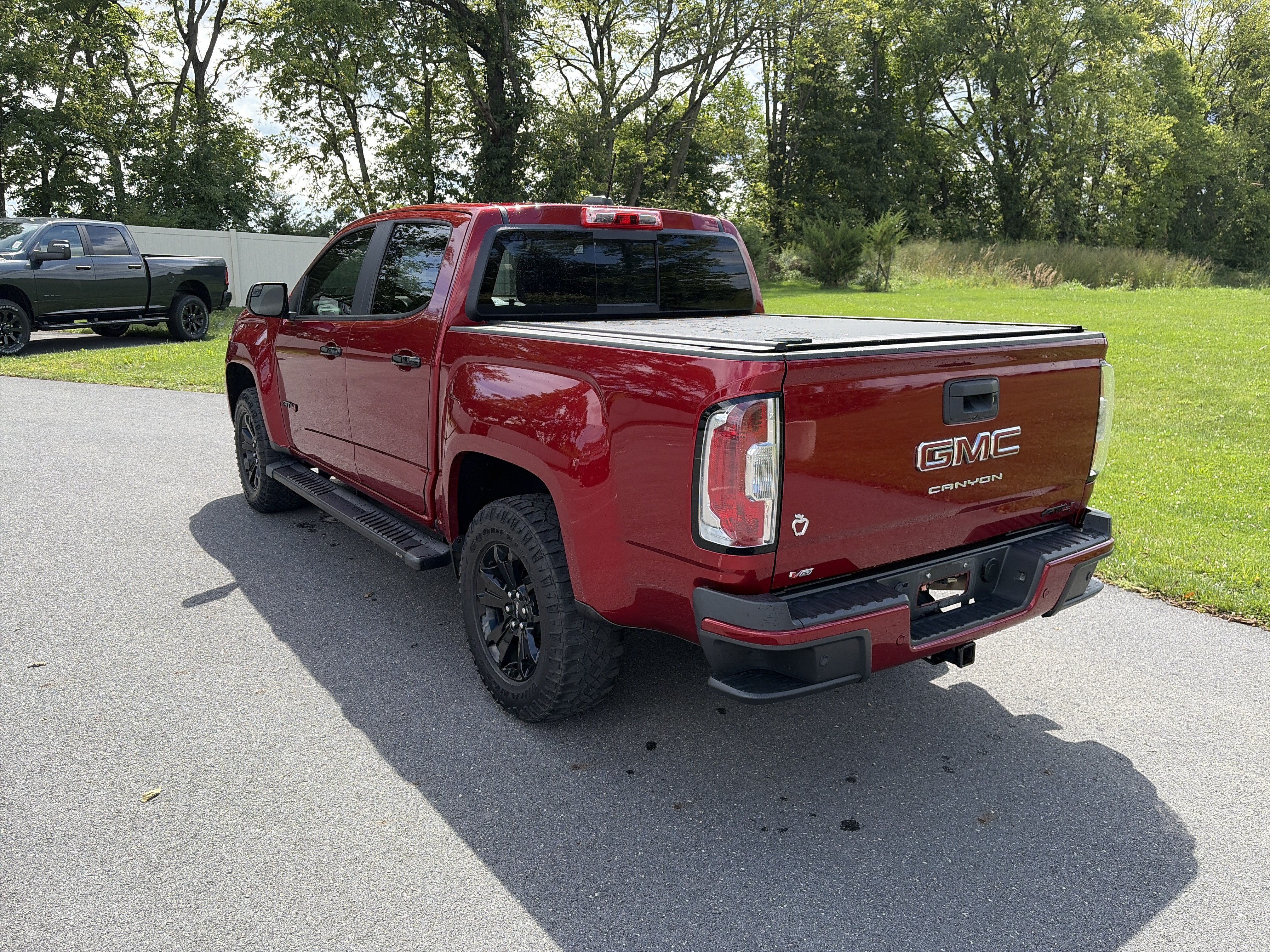 Used 2021 GMC Canyon AT4 AWD/4WD image 7