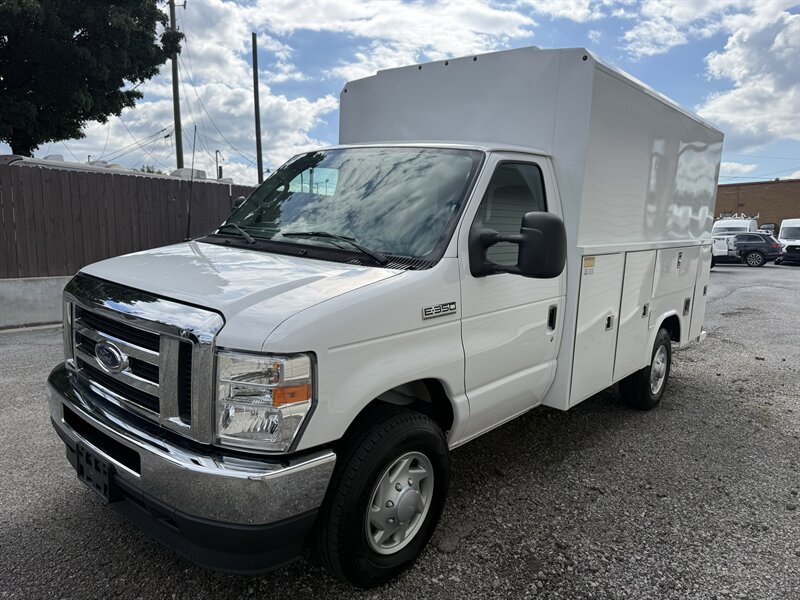 Used 2023 Ford E-350 and Econoline 350 Super Duty w/ Power Windows & Locks Group RWD image 15