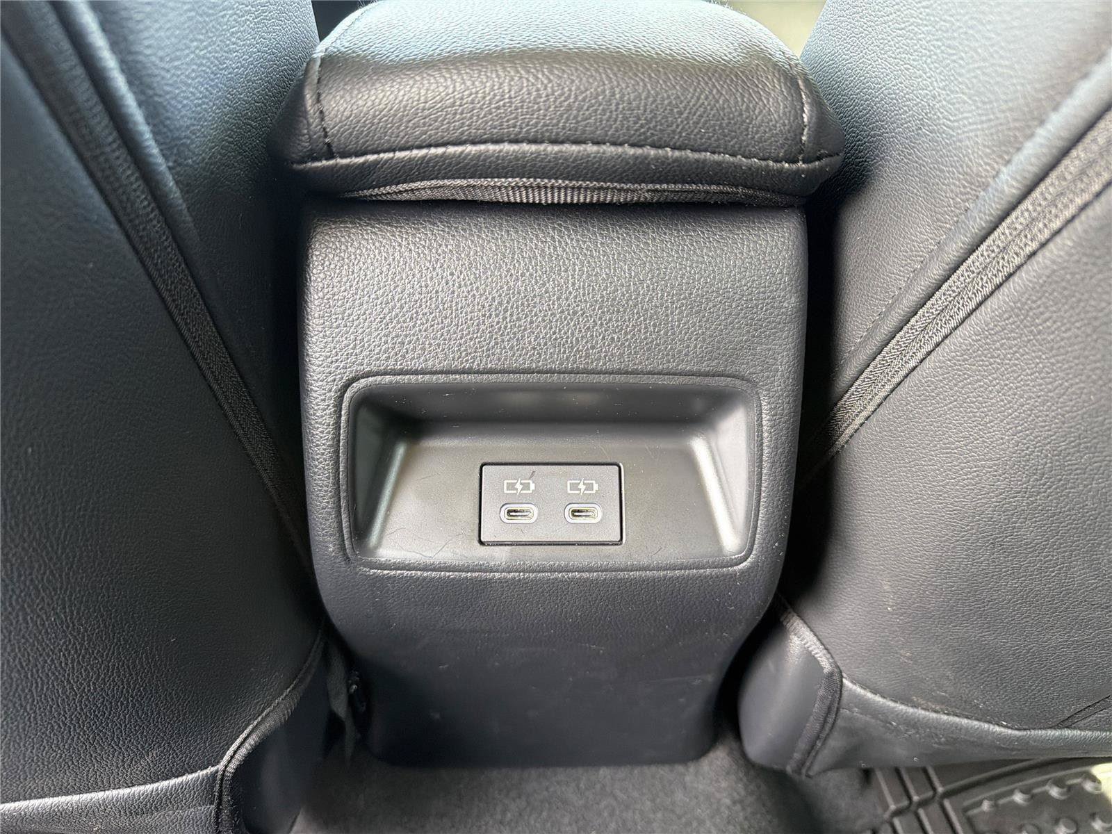 Used 2023 Toyota Corolla LE w/ Carpet Mat Package (TMS) FWD image 11