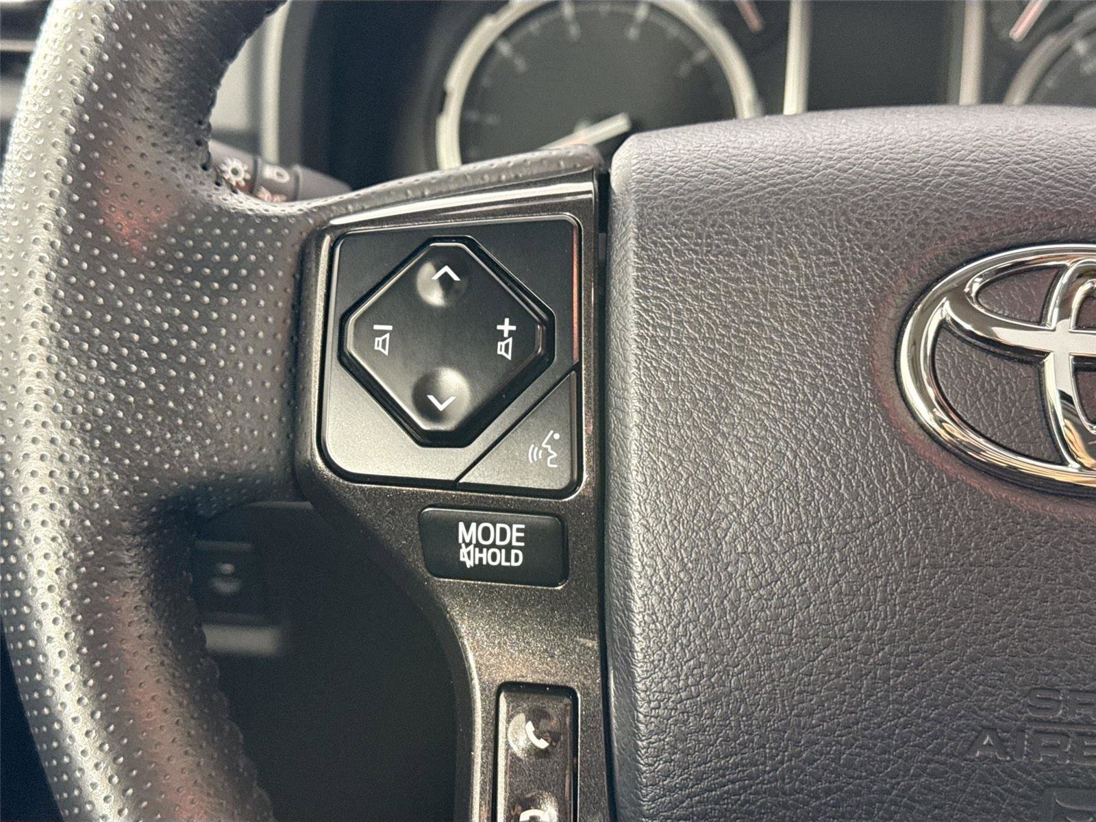 Certified 2024 Toyota 4Runner TRD Off-Road Premium w/ Off Road Premium Plus Package AWD/4WD image 18