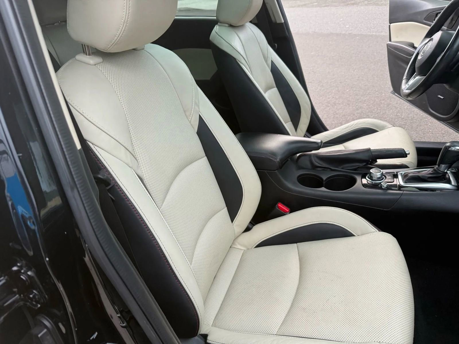 Used 2015 MAZDA MAZDA3 s Grand Touring image 17