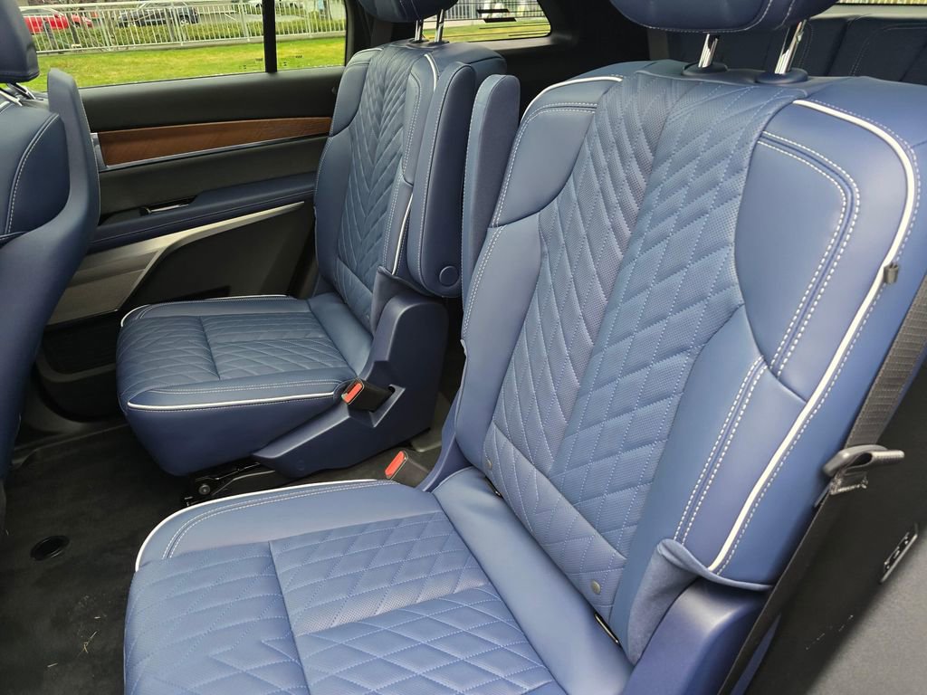 New 2026 Cadillac Vistiq Premium Luxury image 19