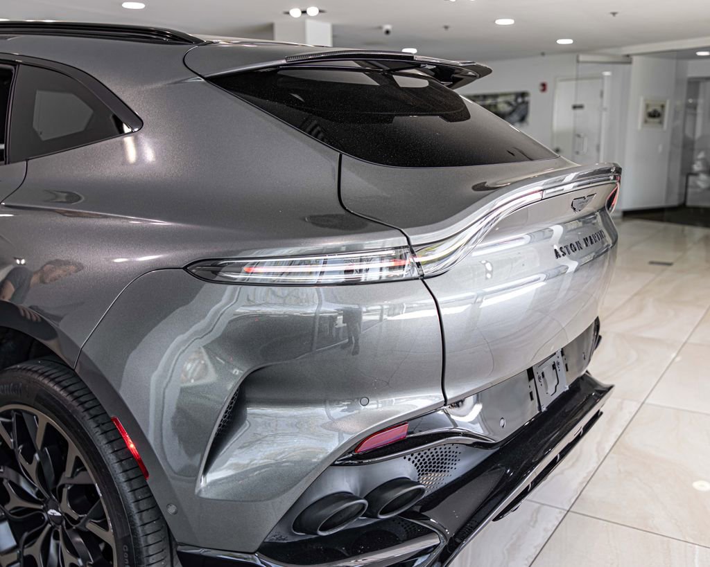 Used 2023 Aston Martin DBX 707 AWD/4WD image 14
