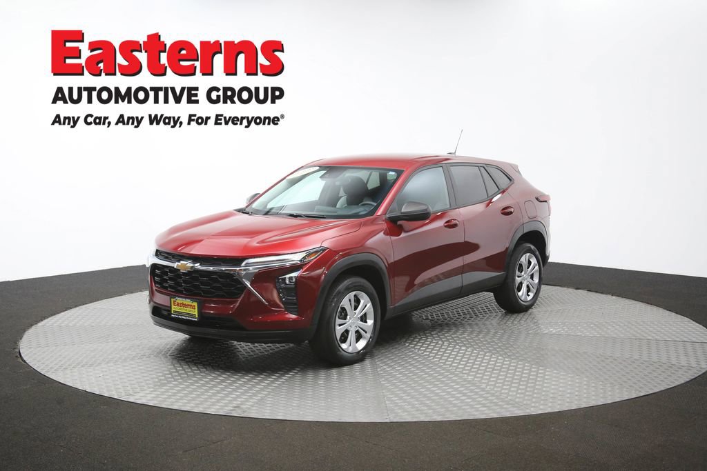 Used 2024 Chevrolet Trax LS FWD image 55