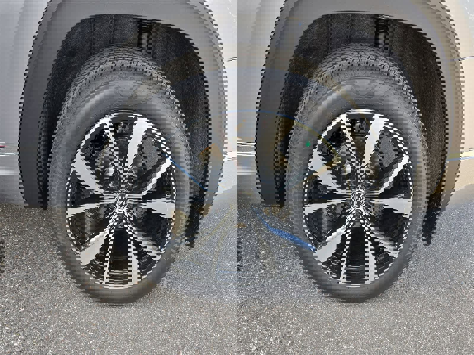 New 2026 Volkswagen Atlas SEL Premium R-Line image 14