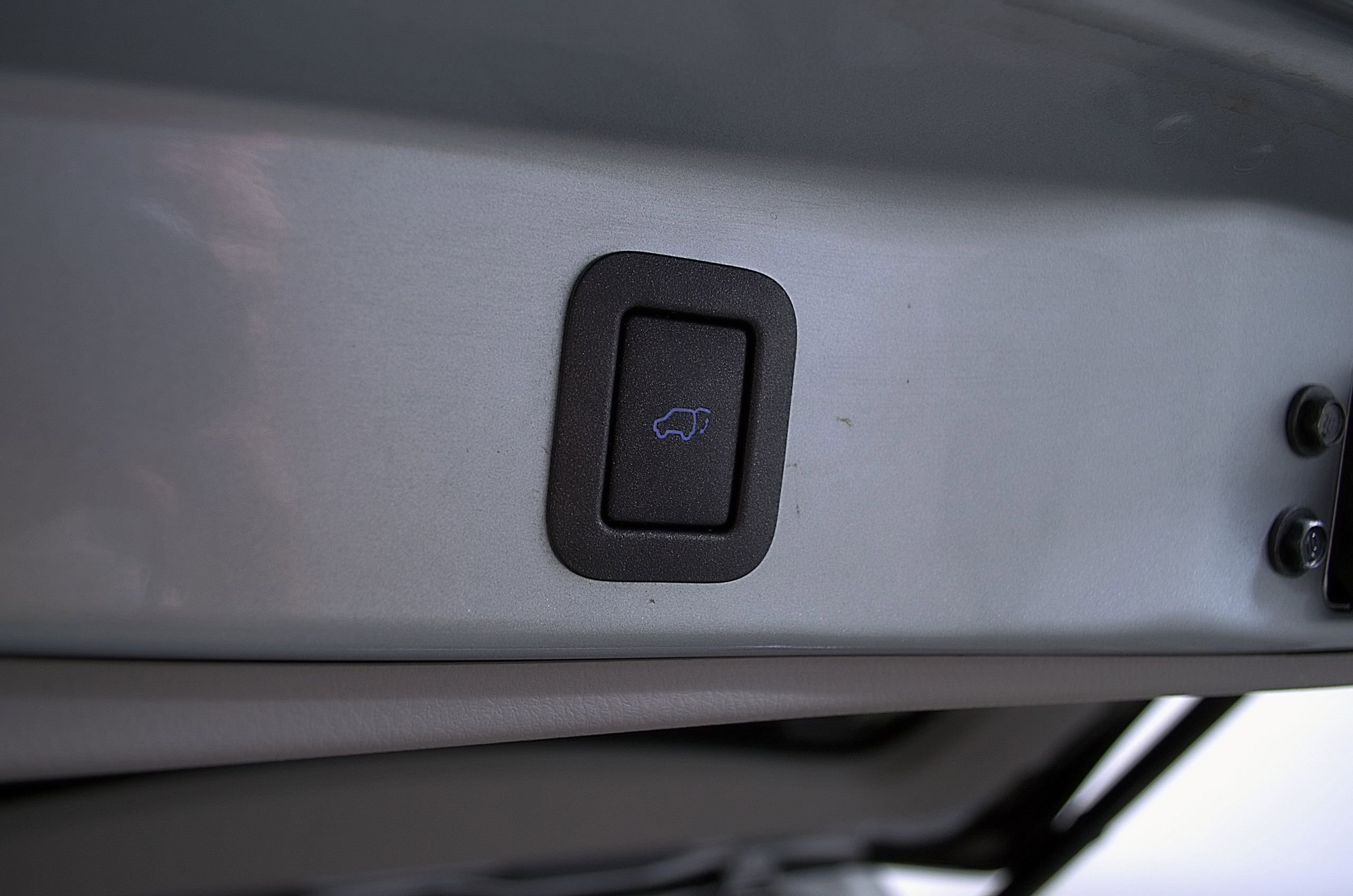 Used 2018 Toyota Highlander XLE image 12