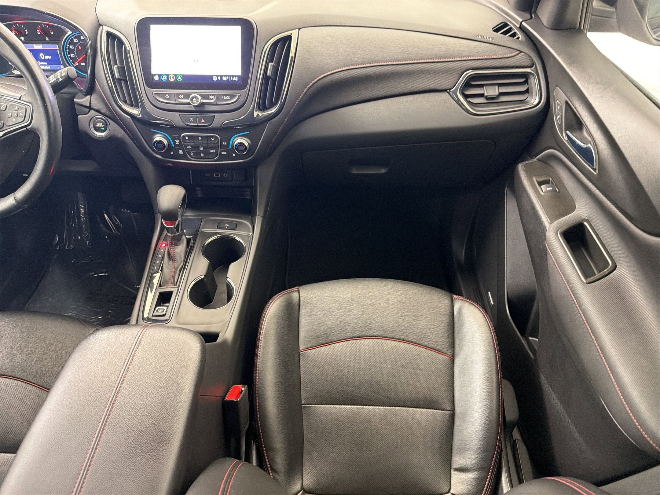 Used 2022 Chevrolet Equinox RS w/ RS Leather Package image 27