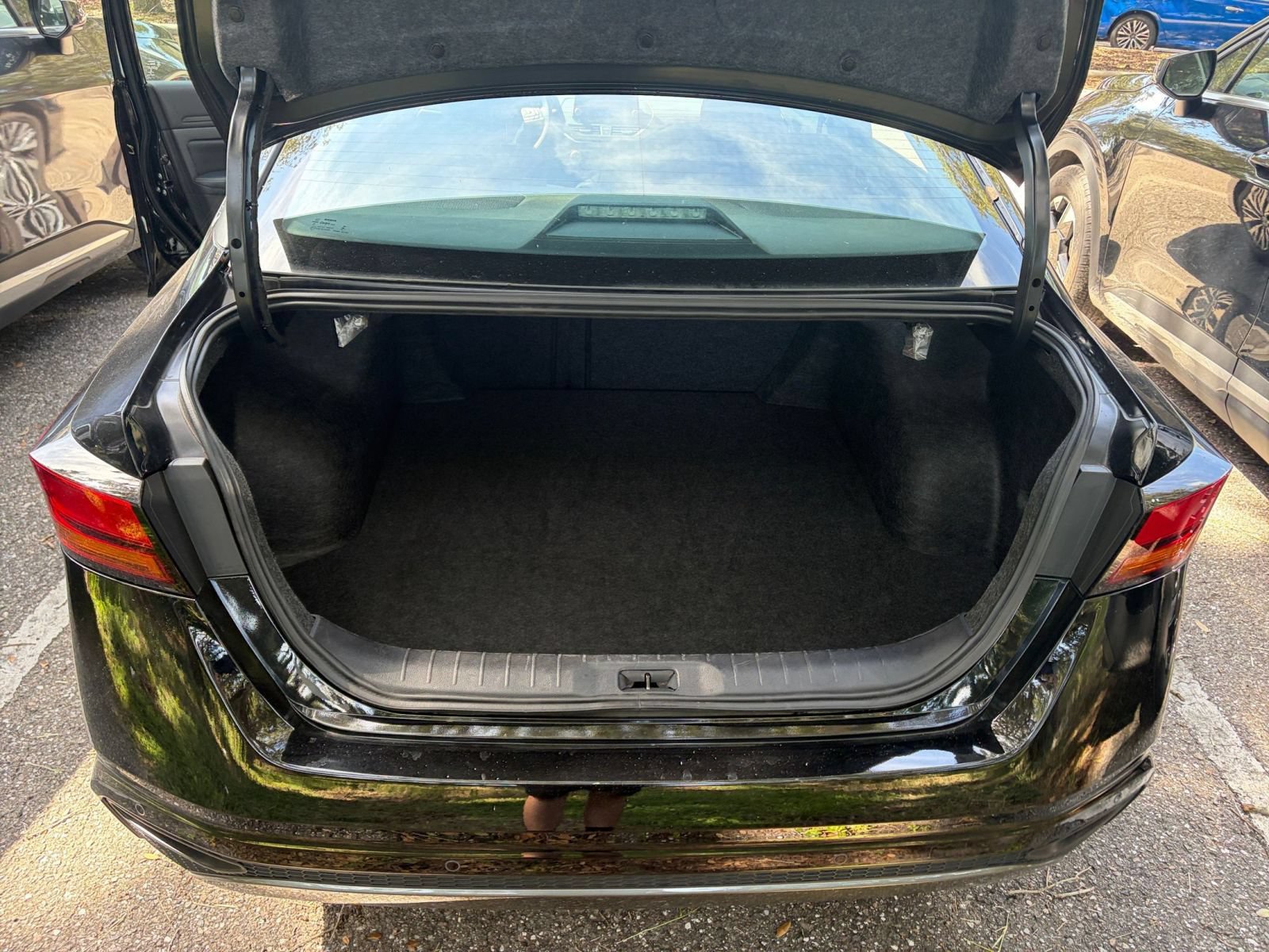 Used 2026 Nissan Altima 2.5 SV FWD image 30