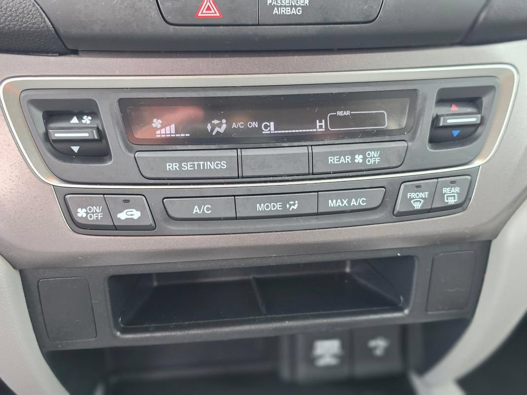 Used 2019 Honda Pilot LX image 10