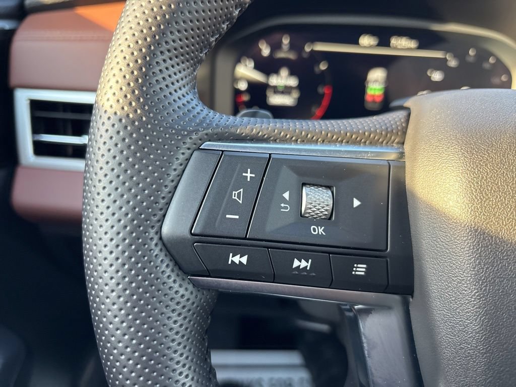 Used 2025 Mitsubishi Outlander SEL AWD/4WD image 30