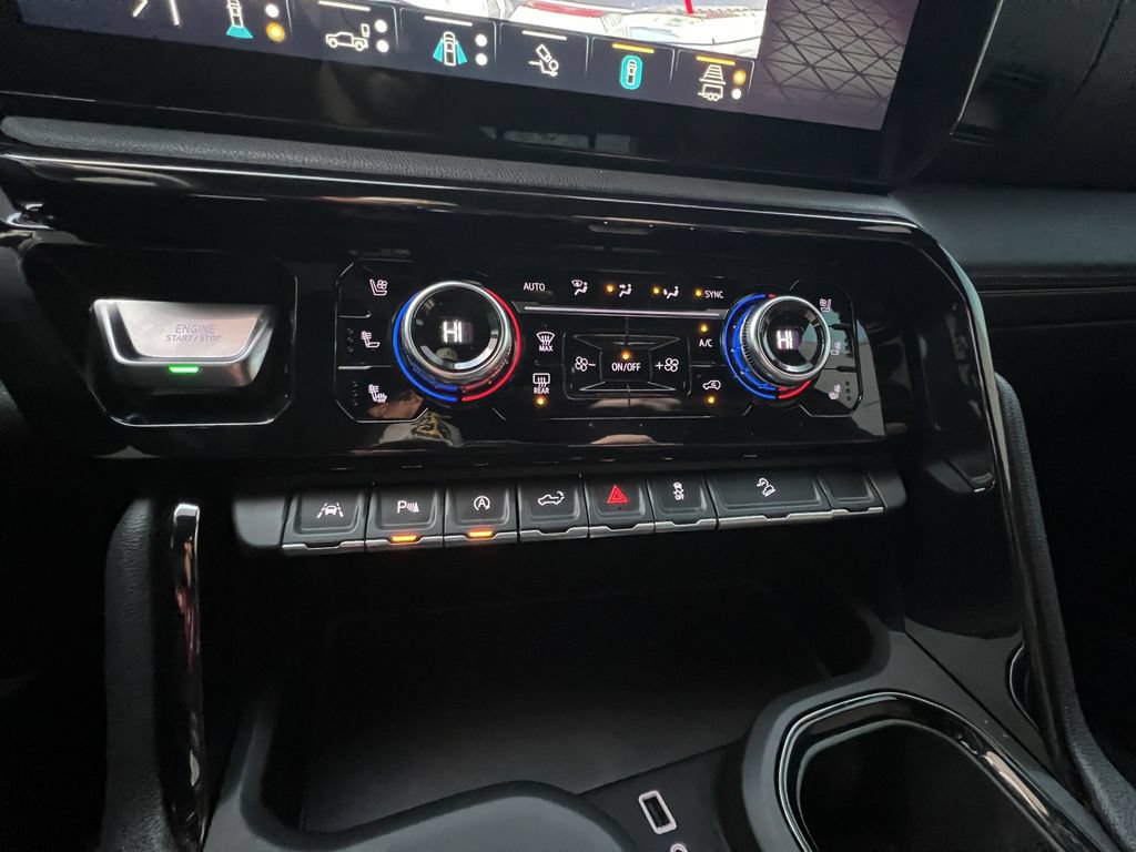 Certified 2023 GMC Sierra 1500 AT4 w/ AT4 Premium Package AWD/4WD image 26